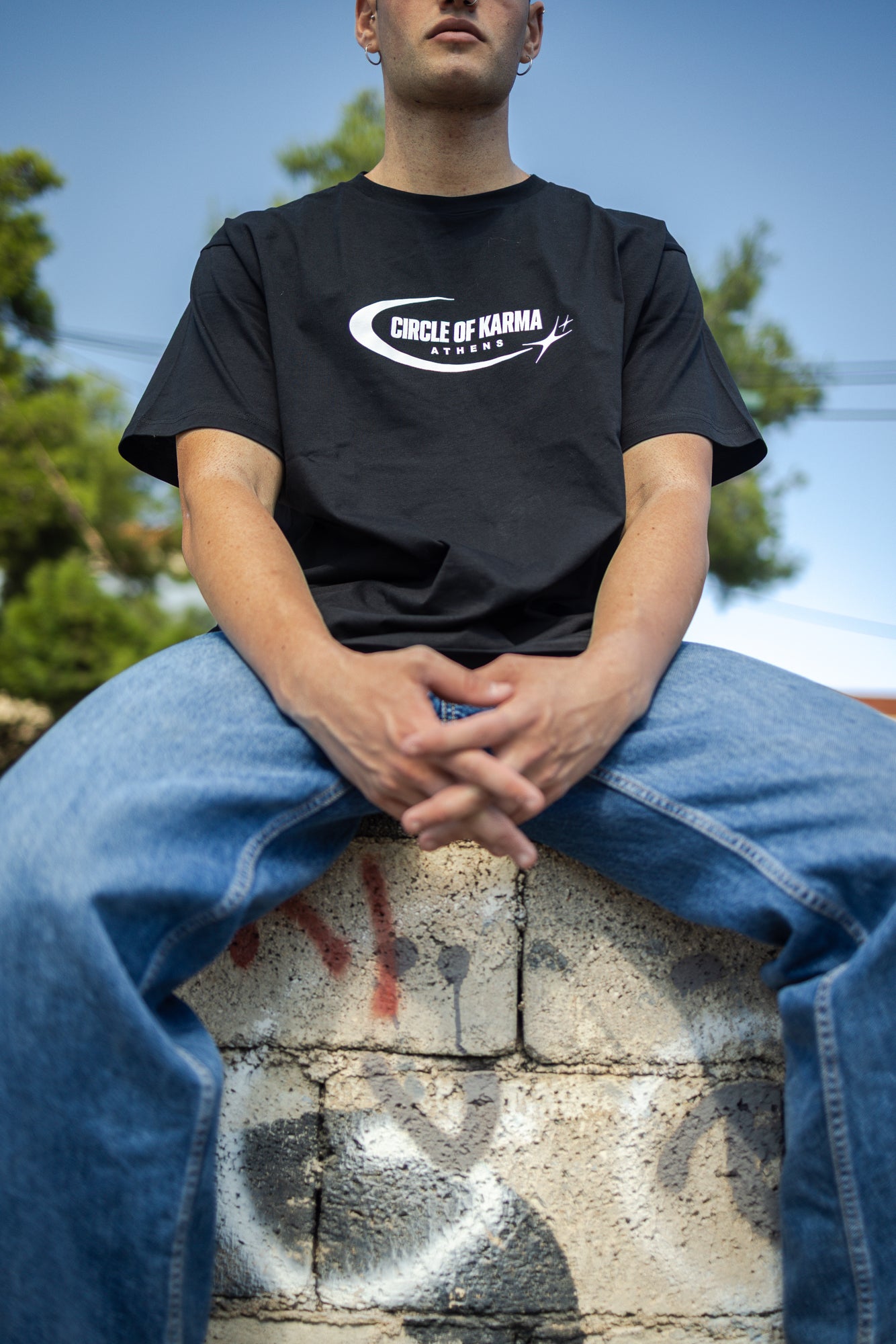 Circle of karma Ath T-shirt Black