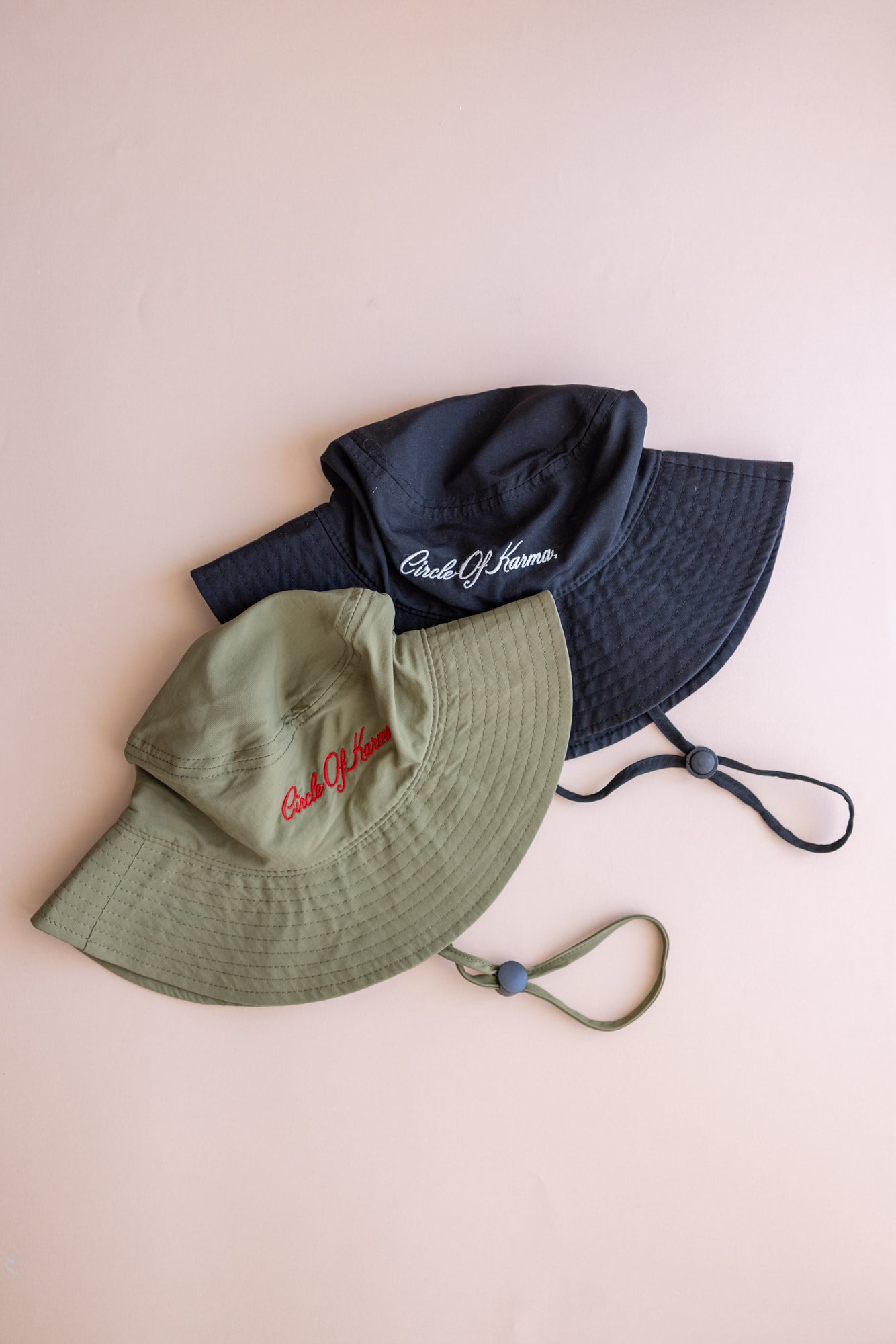Bucket hat chaki