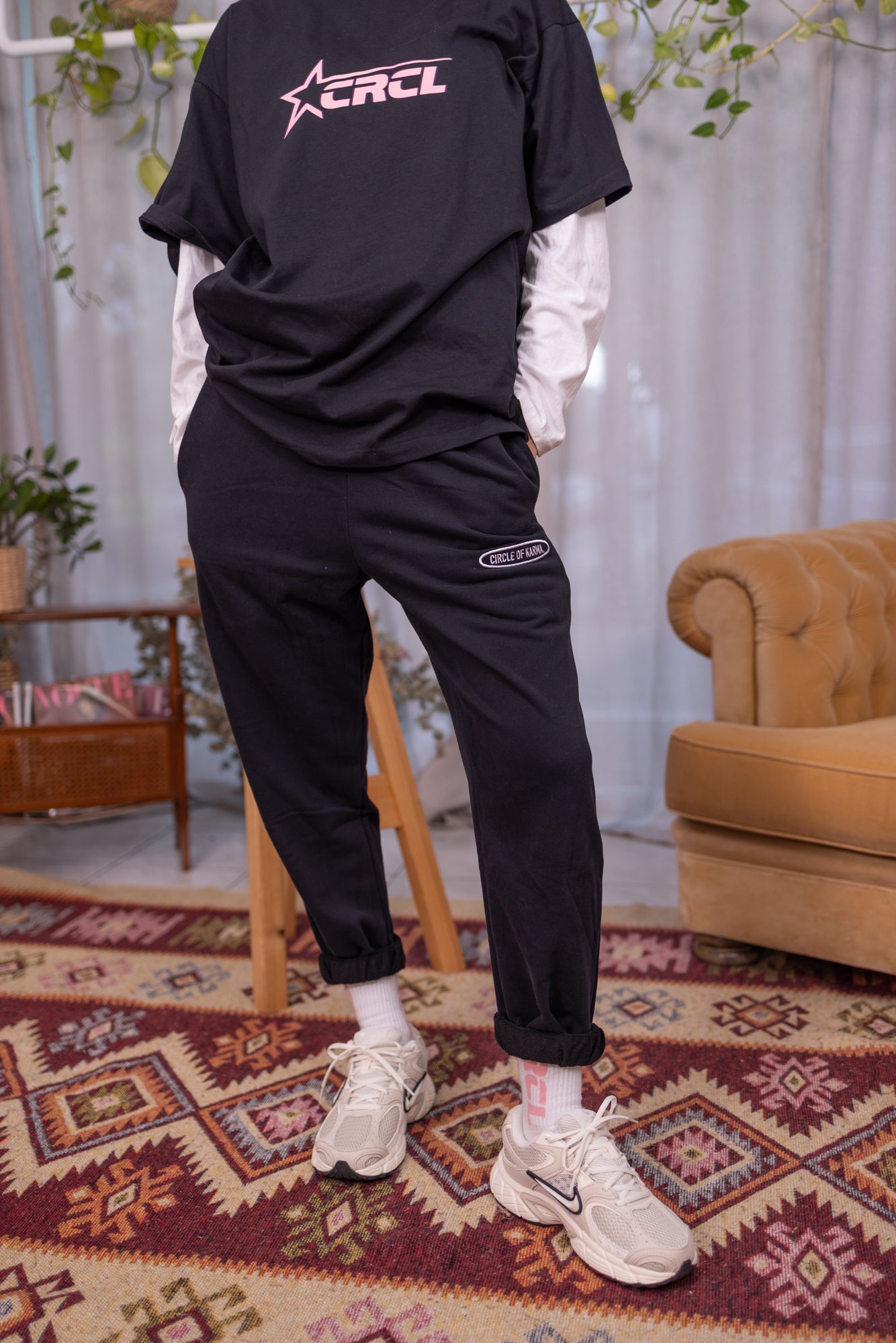 Circle of karma Sweatpants