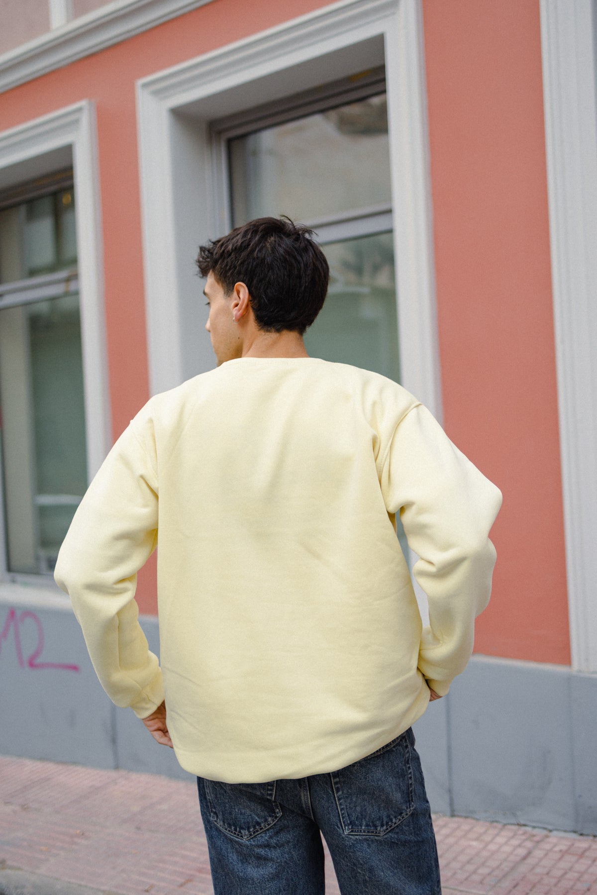 Vintage crewneck butter yellow