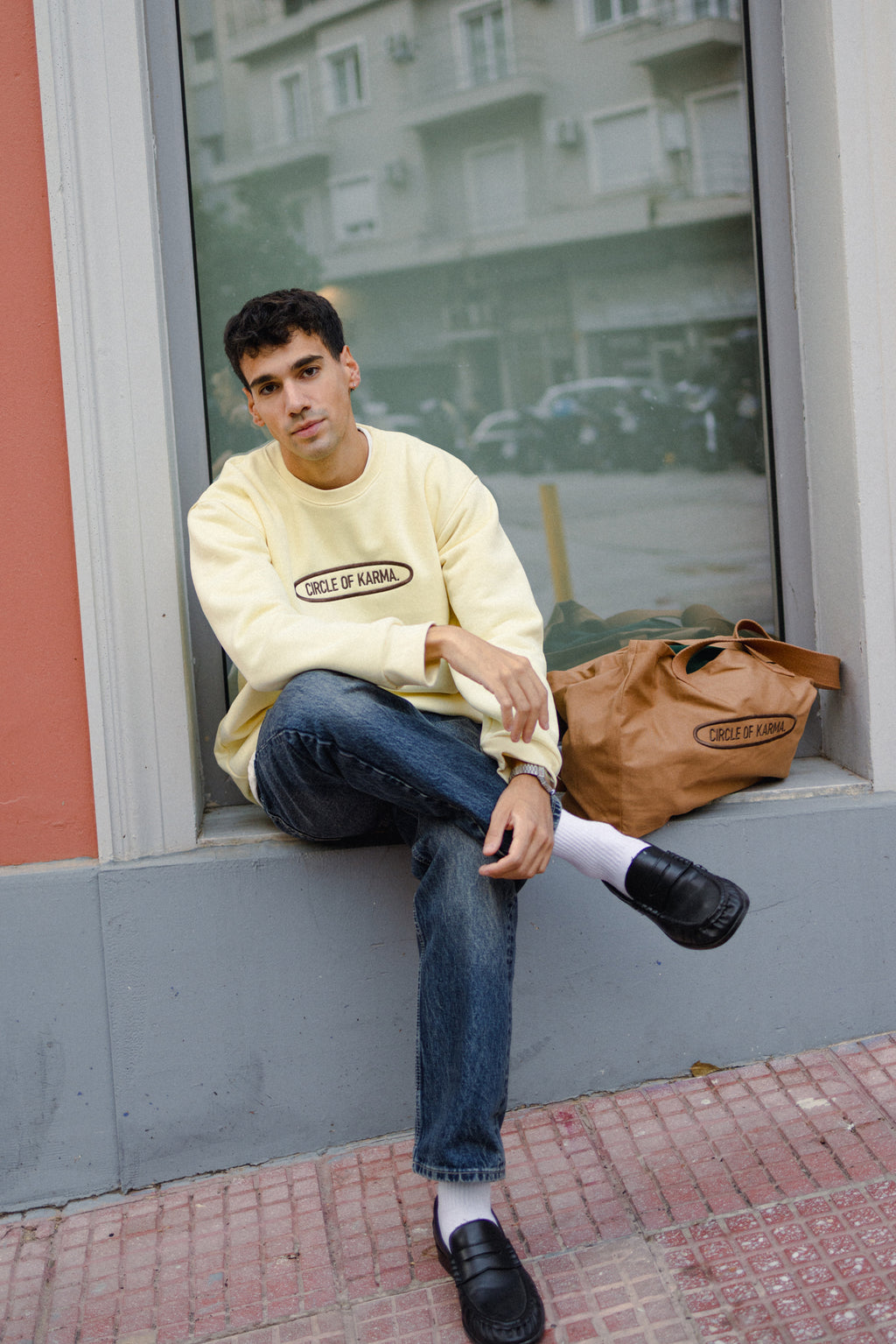 Classic brown tote bag