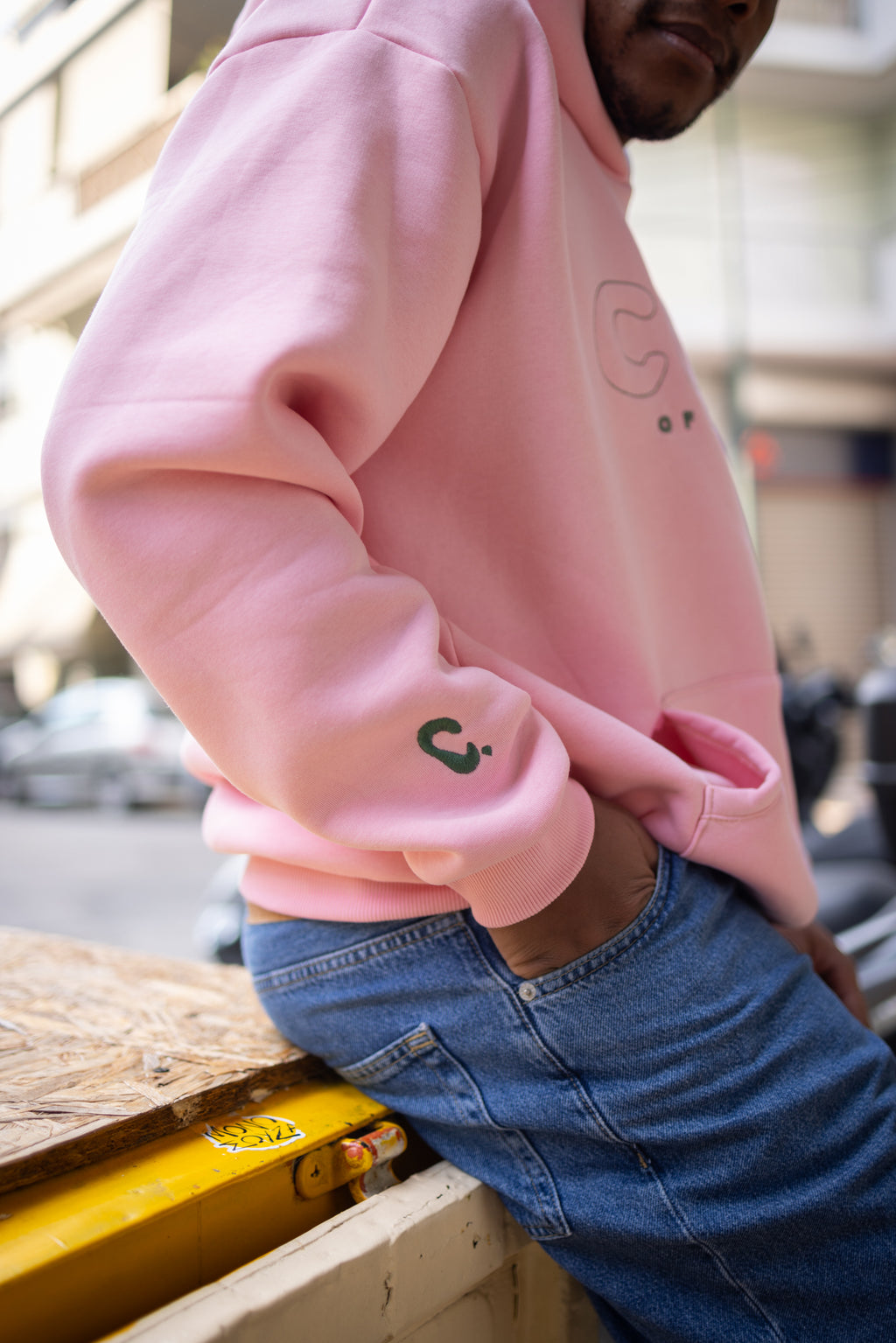 CRCL OF KARMA HOODIE PINK