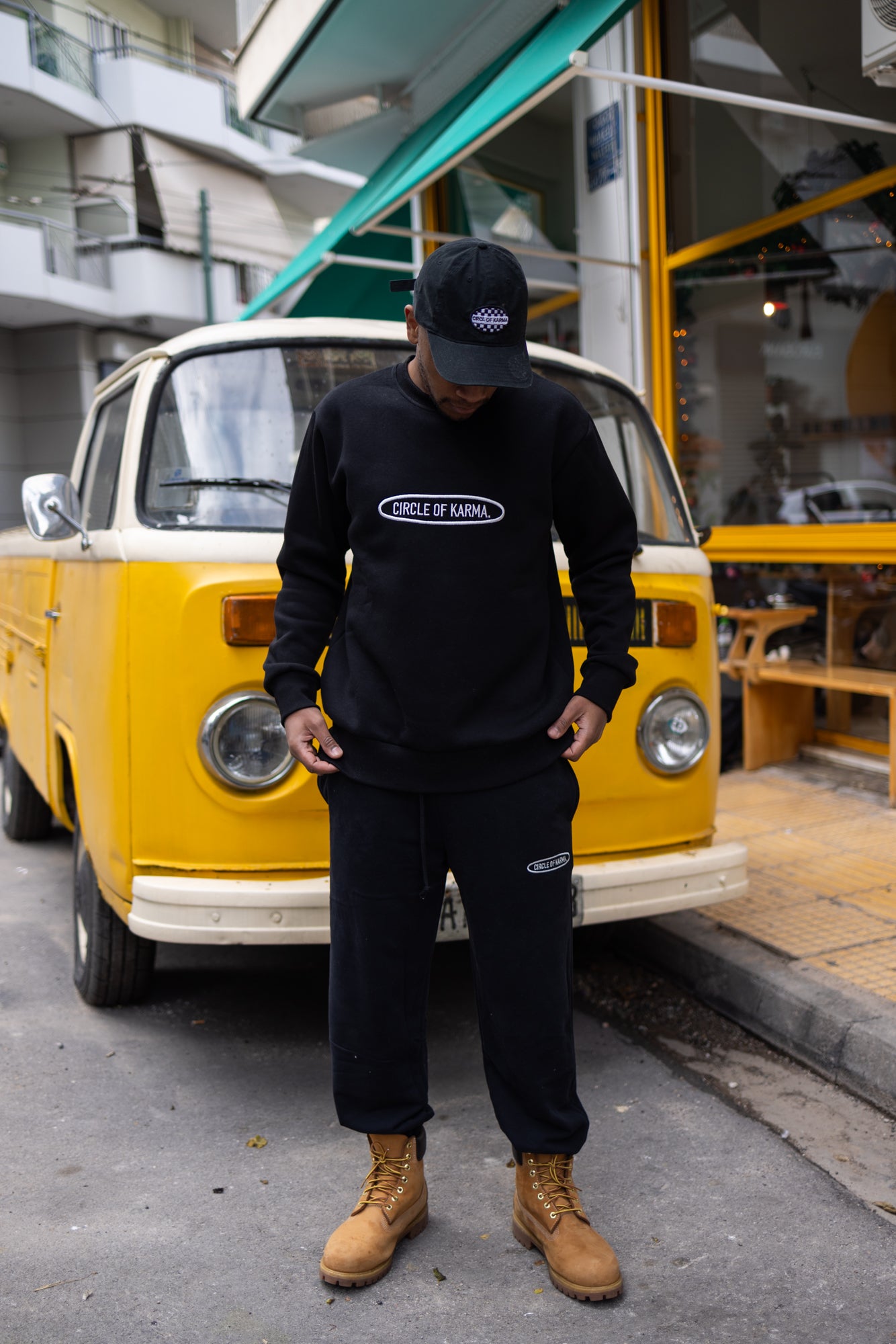 Circle of karma Crewneck