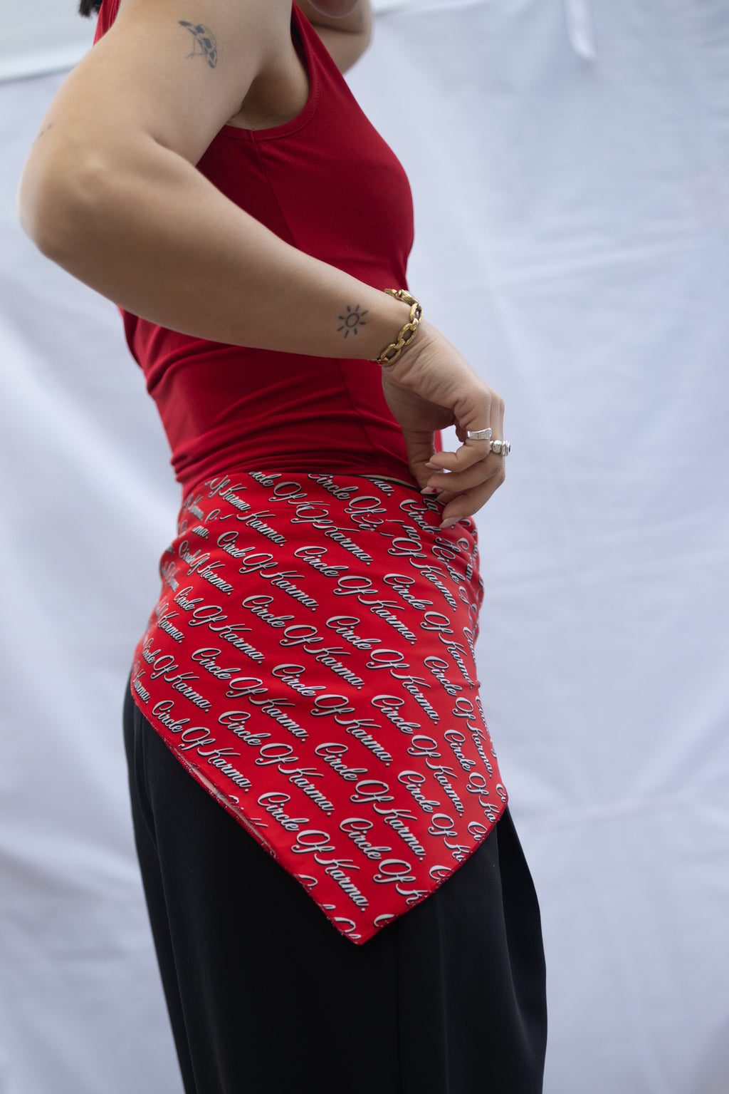 Allover mantili red