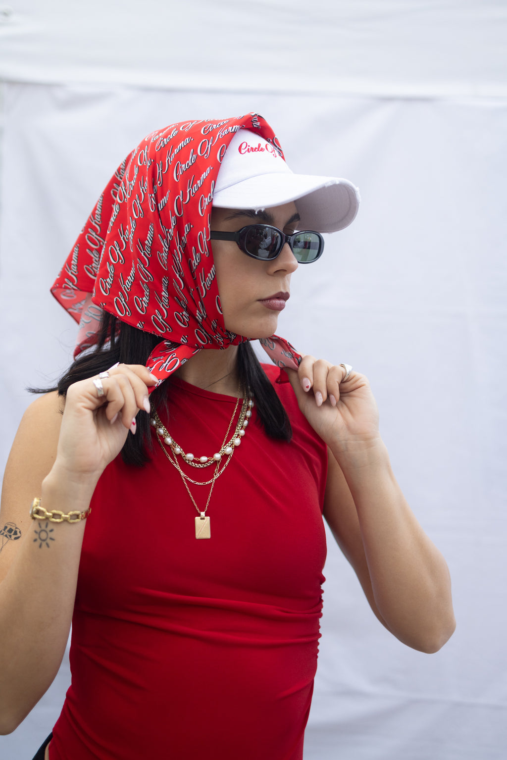 Allover mantili red
