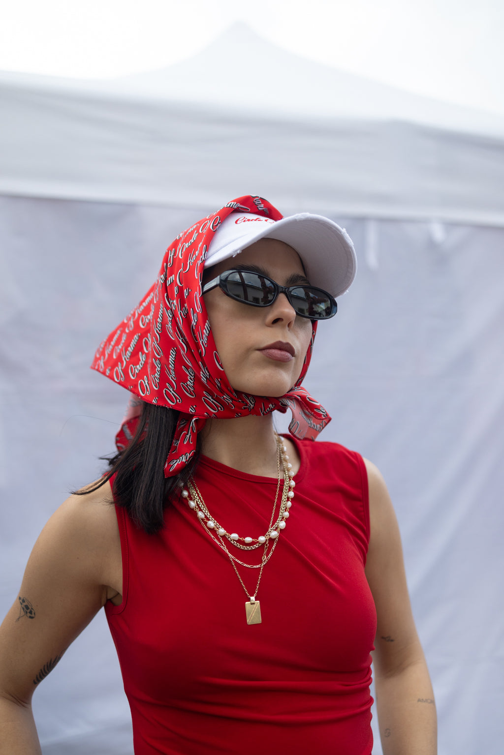 Allover mantili red